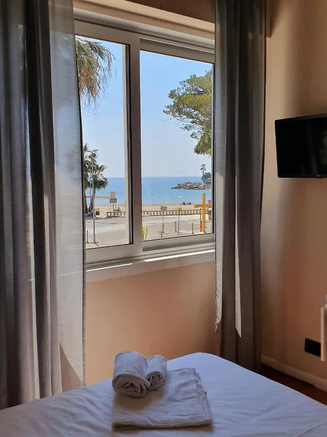Vela Bianca H & R Hotel Diano Marina